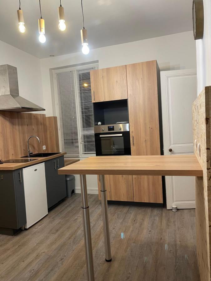 Logement Entier: Appartement Avec Terrasse Quartier De La Gare アンボワーズ エクステリア 写真